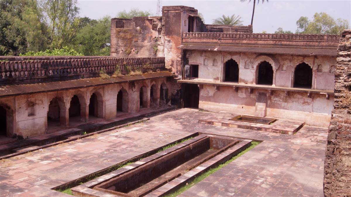 07_05_2026-gond_mahal_bhopal.jpg