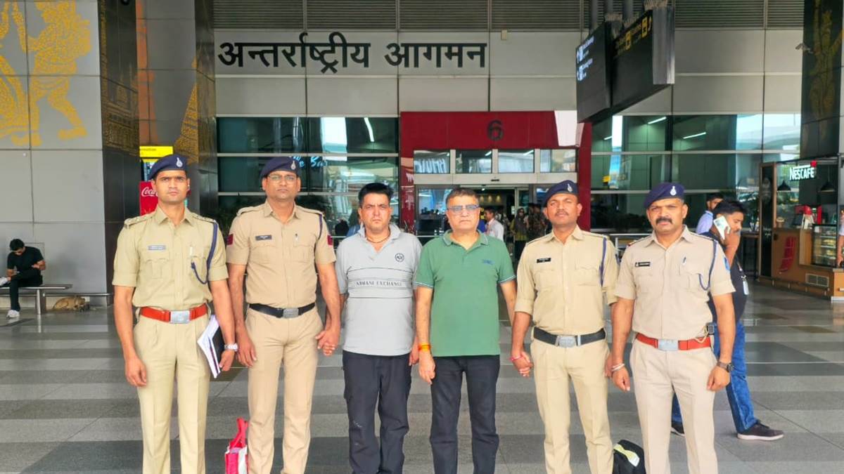21_05_2026-dewas_tonkkala_firecracker_blast_mp_2026521_143410.jpg