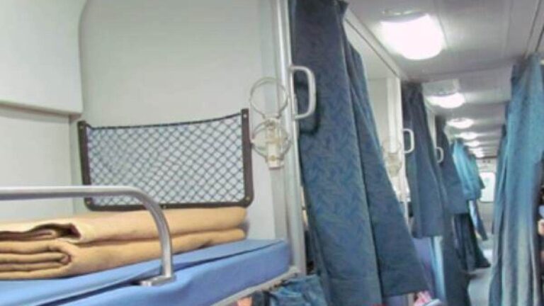 08_06_2026-sleeper_coache.jpg