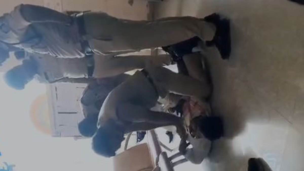09_06_2026-police_save_heart_attack.jpg
