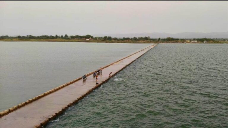 14_06_2026-dhar_barwani_rajghat_bridge.jpg
