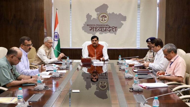 16_06_2026-mp_cm_mohan_yadav_reviews_neet_2026616_132332.jpg