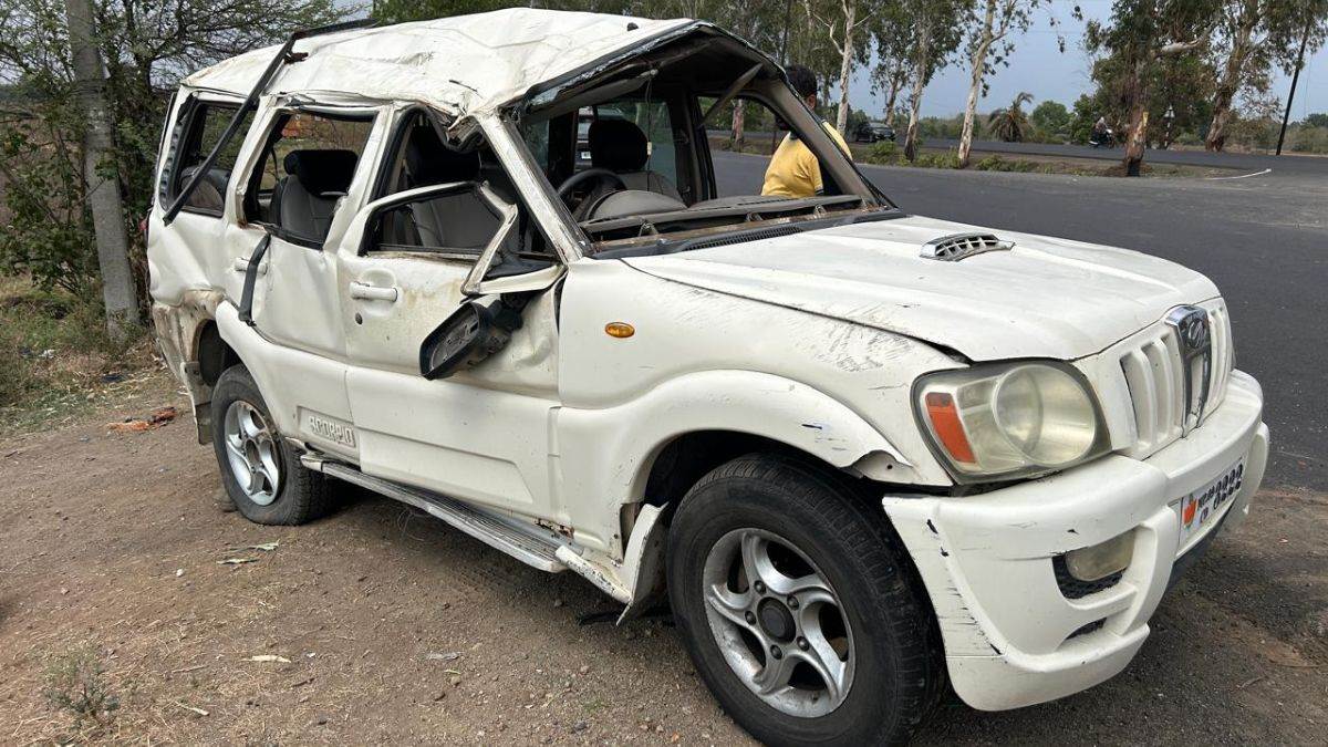 17_06_2026-road_accident_highway.jpg