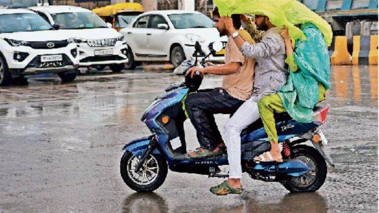 24_06_2026-indore_me_rain_fall_pre_monsoon.jpg