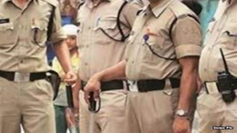 01_07_2026-woman_alleges_police_detained_her_while_2.jpg