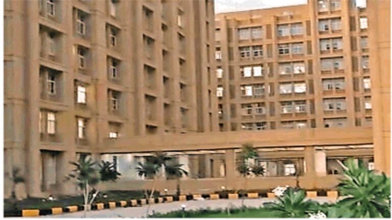 08_07_2026-snakebite_cases_rise_in_gwalior.jpg