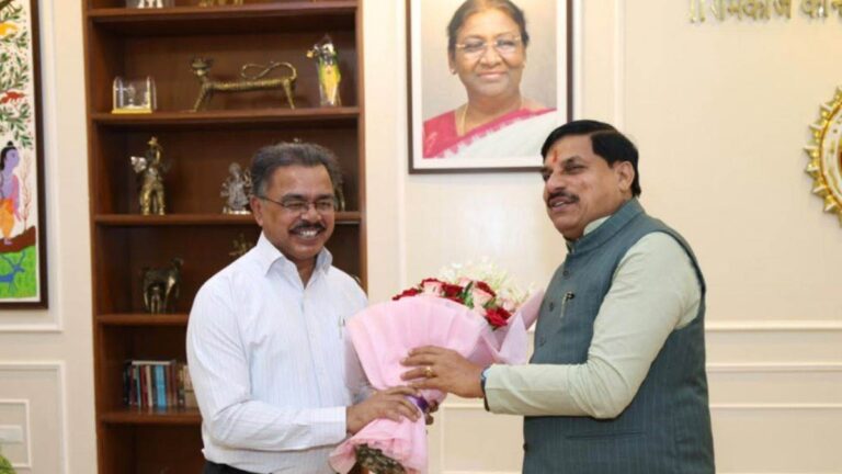 22_07_2026-ashok_barnwal_chief_secretary_mp.jpg
