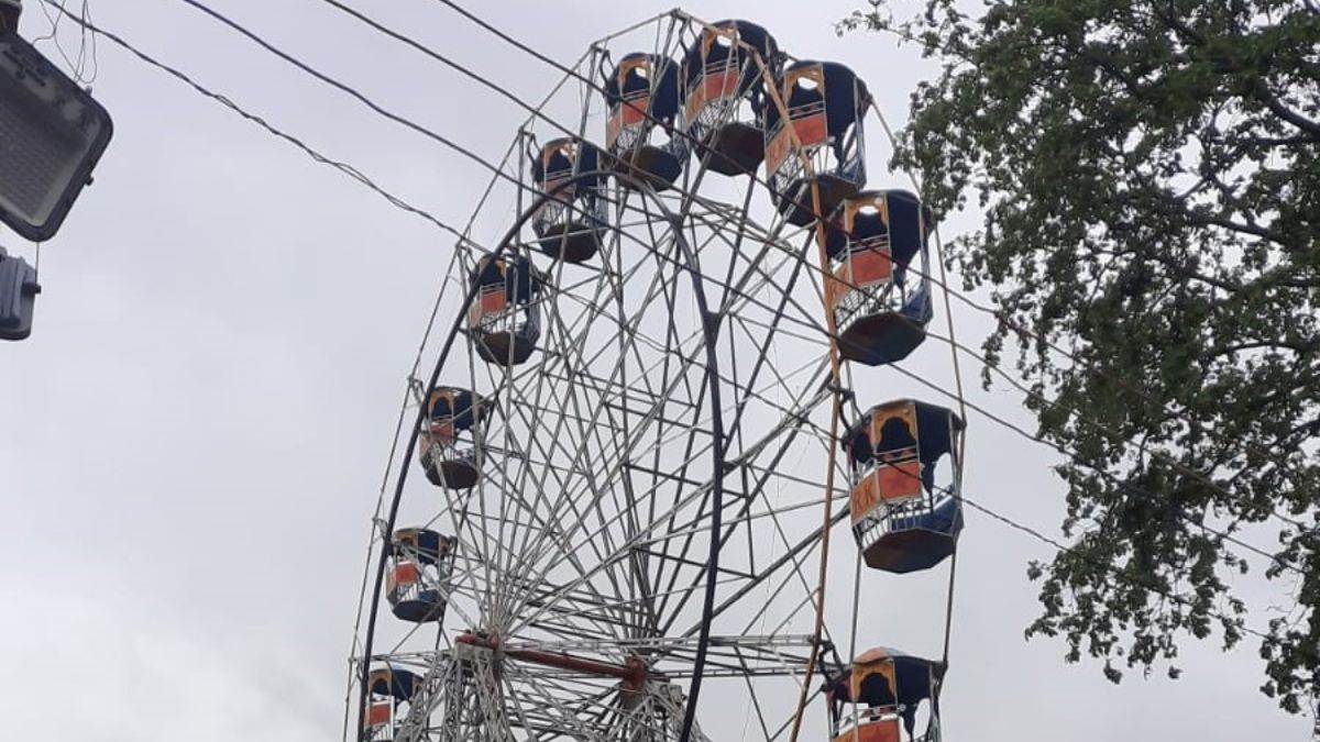 23_07_2026-swing_ride.jpg
