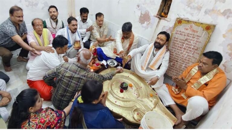 06_08_2026-indreshwar_mahadev_ka_abhishek.jpg