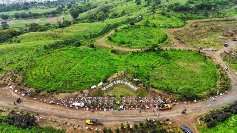 10_08_2026-indore_tree_plantation_world_record_2026810_73949.jpg