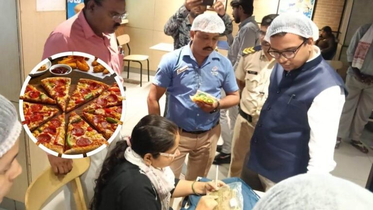 12_08_2026-dominos_pizza12a.jpg