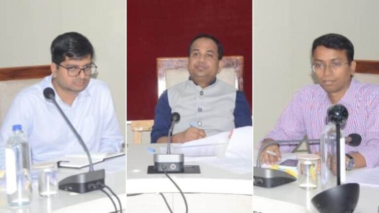 18_08_2026-raipur_collector_dr_gaurav_singh_strict_.jpg