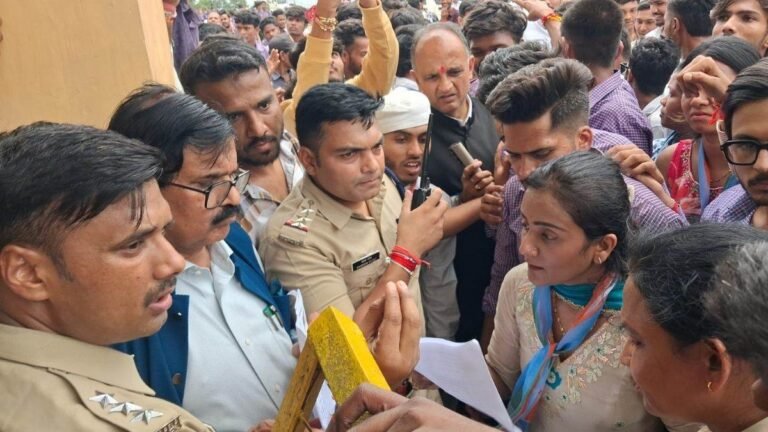 01_09_2026-nsui_abvp_in_chhindwara.jpg
