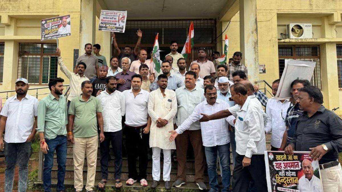 02_09_2026-congress_protest2.jpg