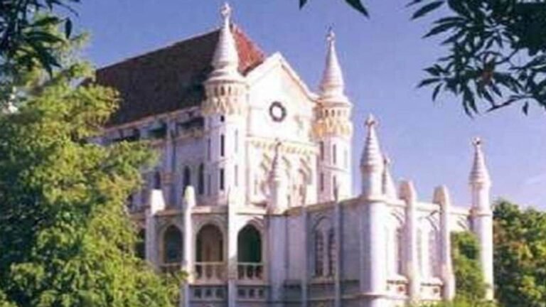 04_09_2026-high_court4aa.jpg