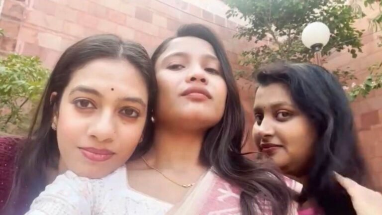 06_09_2026-trupti_farji_ias.jpg